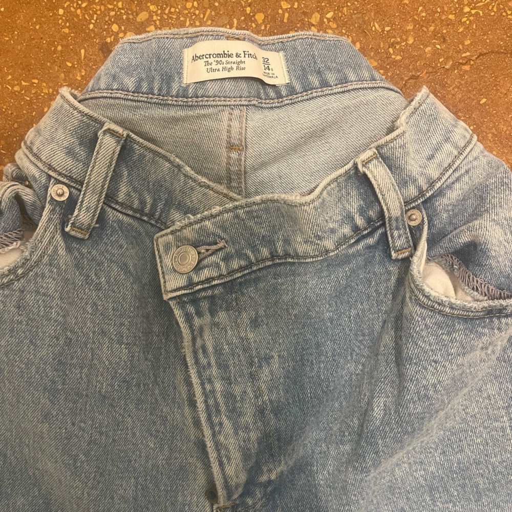 A&F ultra high rise jeans